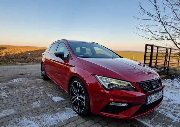 samochody osobowe Seat Leon cena 96000 przebieg: 80000, rok produkcji 2018 z Krapkowice